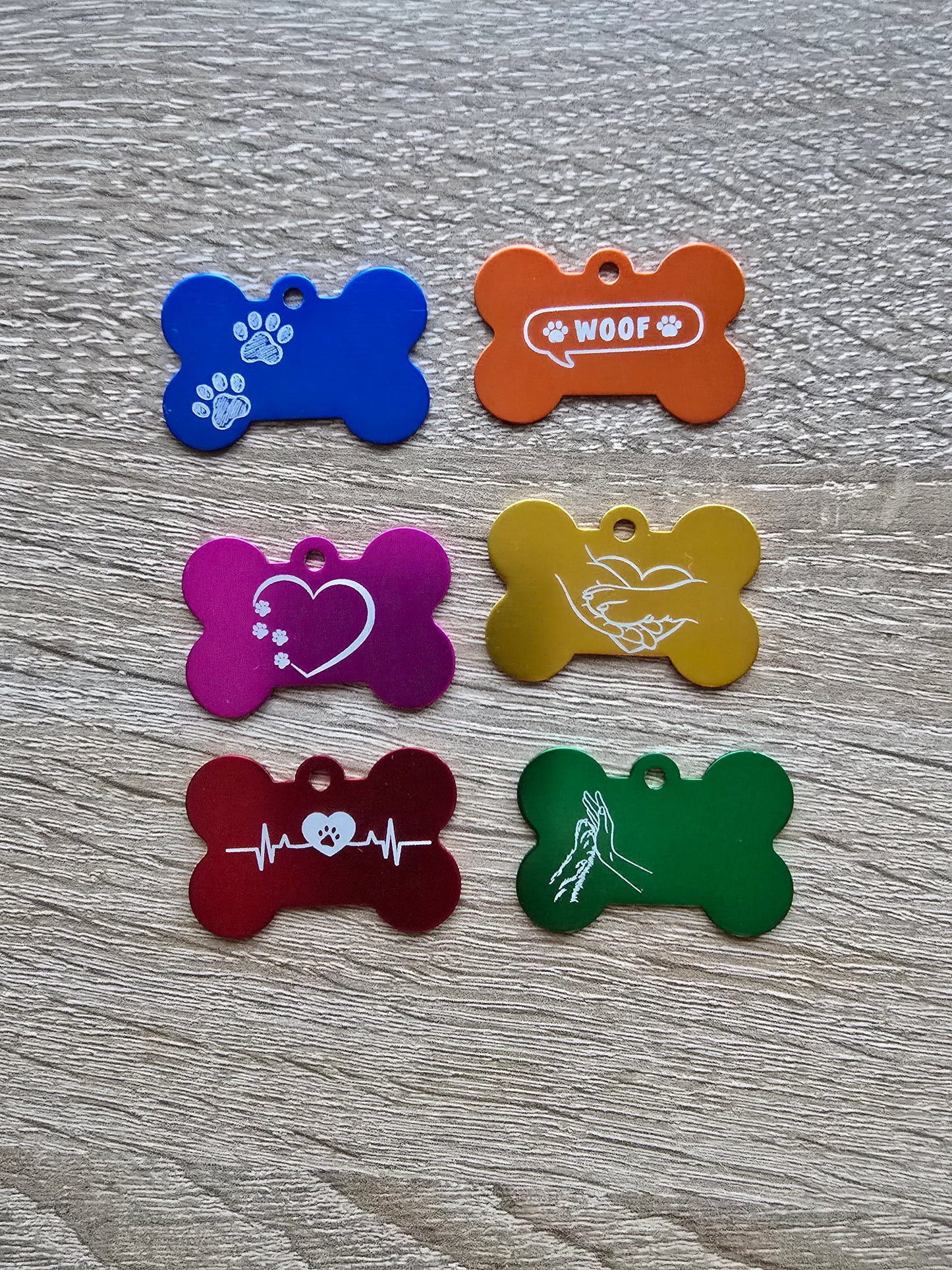 Personalisierte Hundemarke mit Gravur – Aluminium, farbig & mit Motiv – Name & Telefonnummer